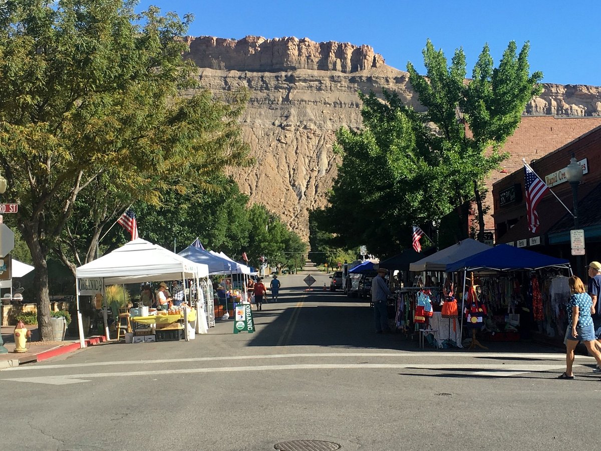 Palisade Sunday Farmers Market Colorado